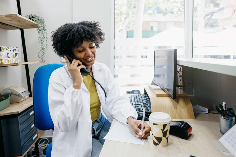 Back Pain Doctor in Pontiac, MI